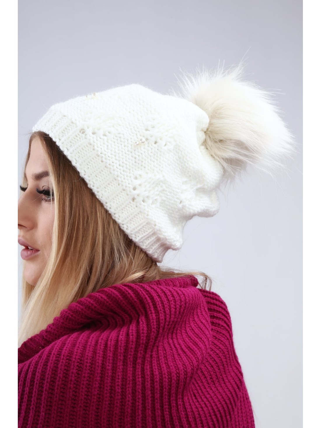 Cream winter hat C8 - Online store - Boutique